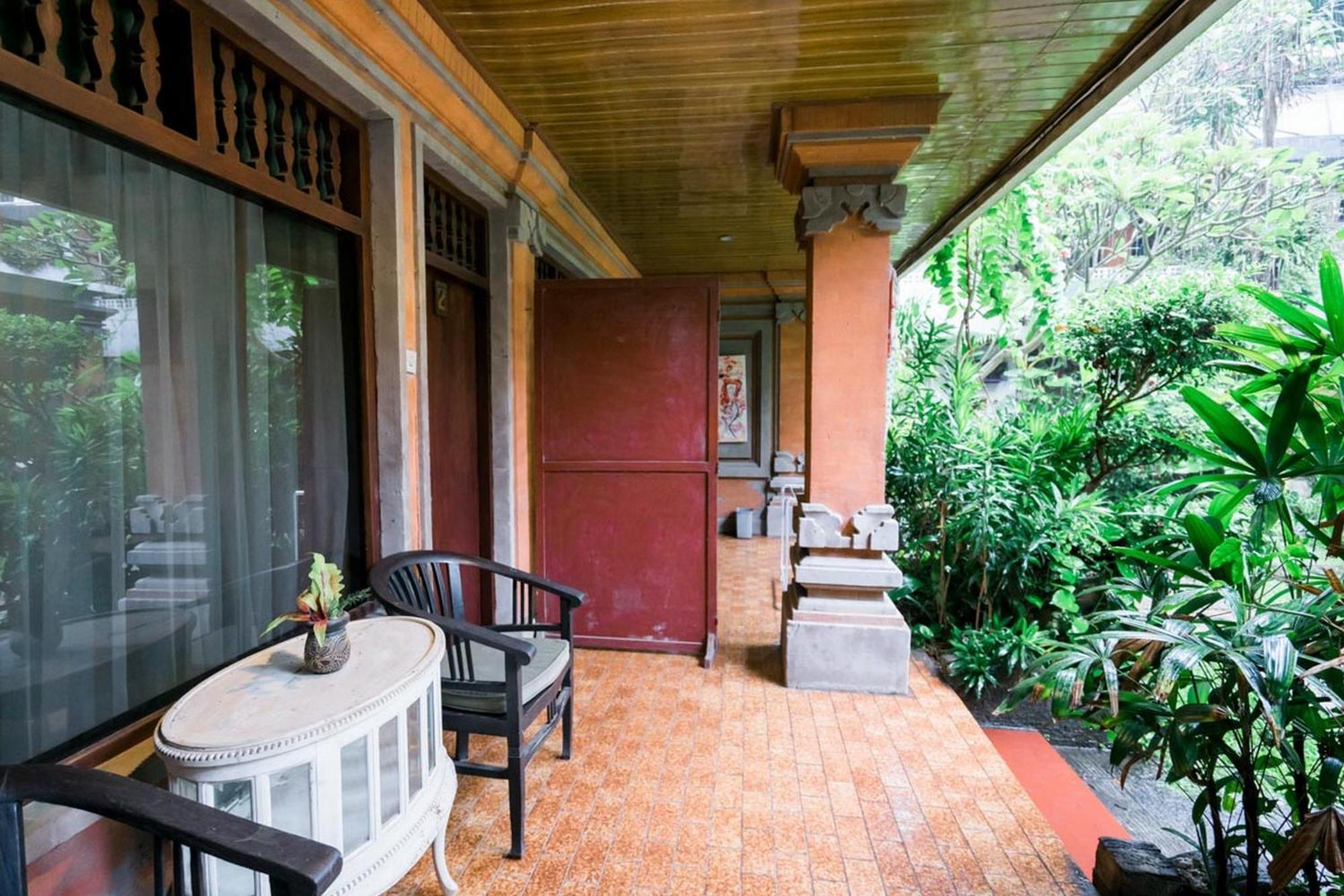 Urbanview Hotel Ananda Beach Sanur Ngoại thất bức ảnh