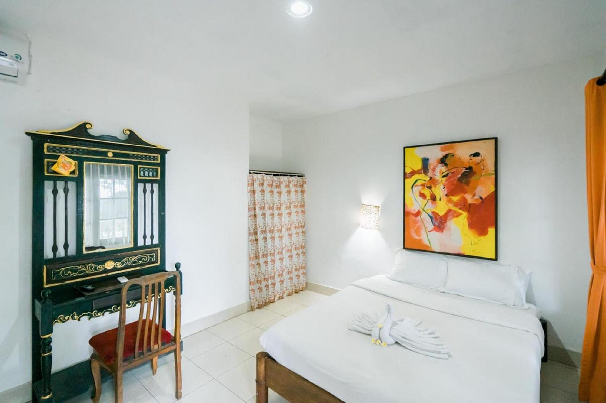 Urbanview Hotel Ananda Beach Sanur Ngoại thất bức ảnh