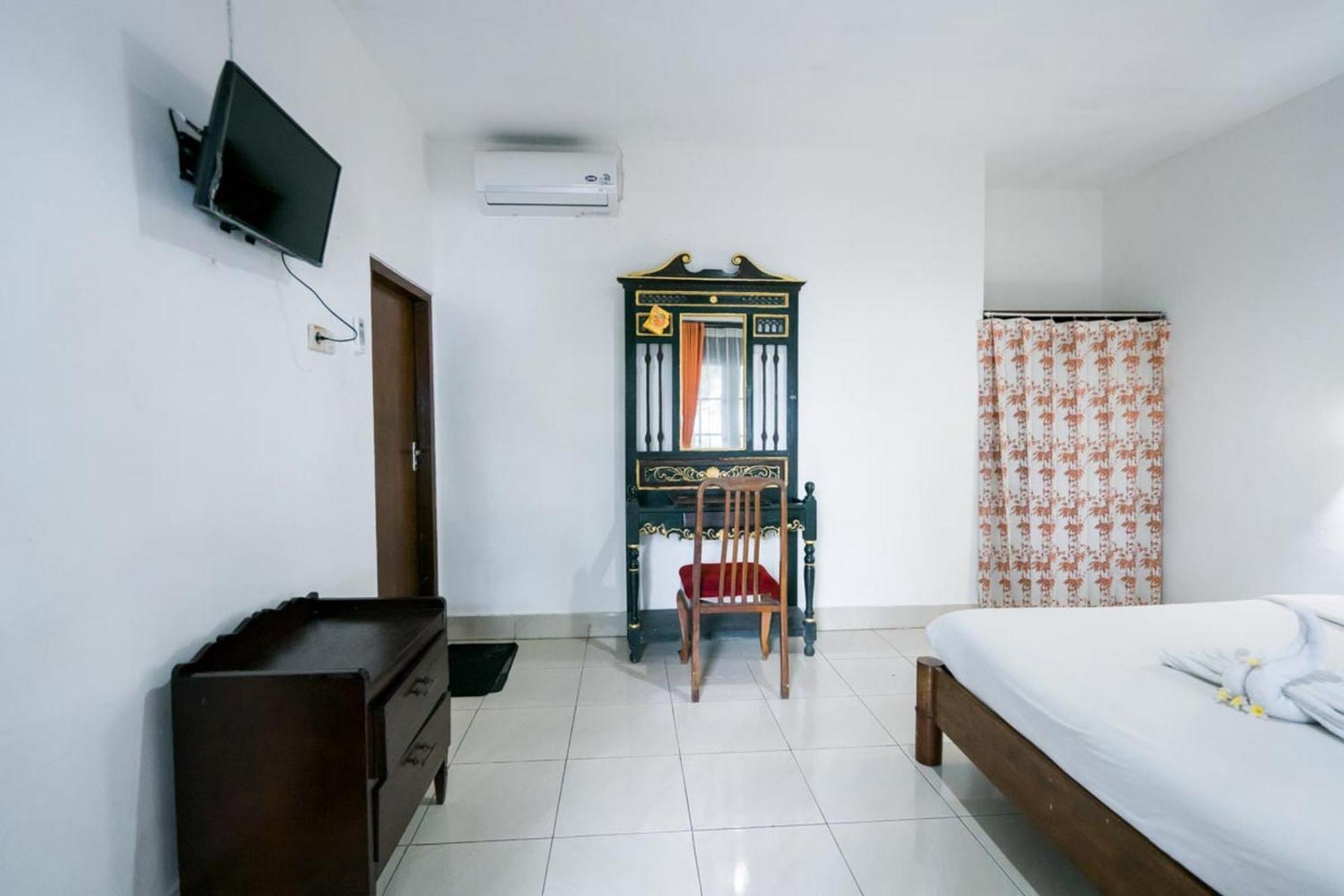 Urbanview Hotel Ananda Beach Sanur Ngoại thất bức ảnh