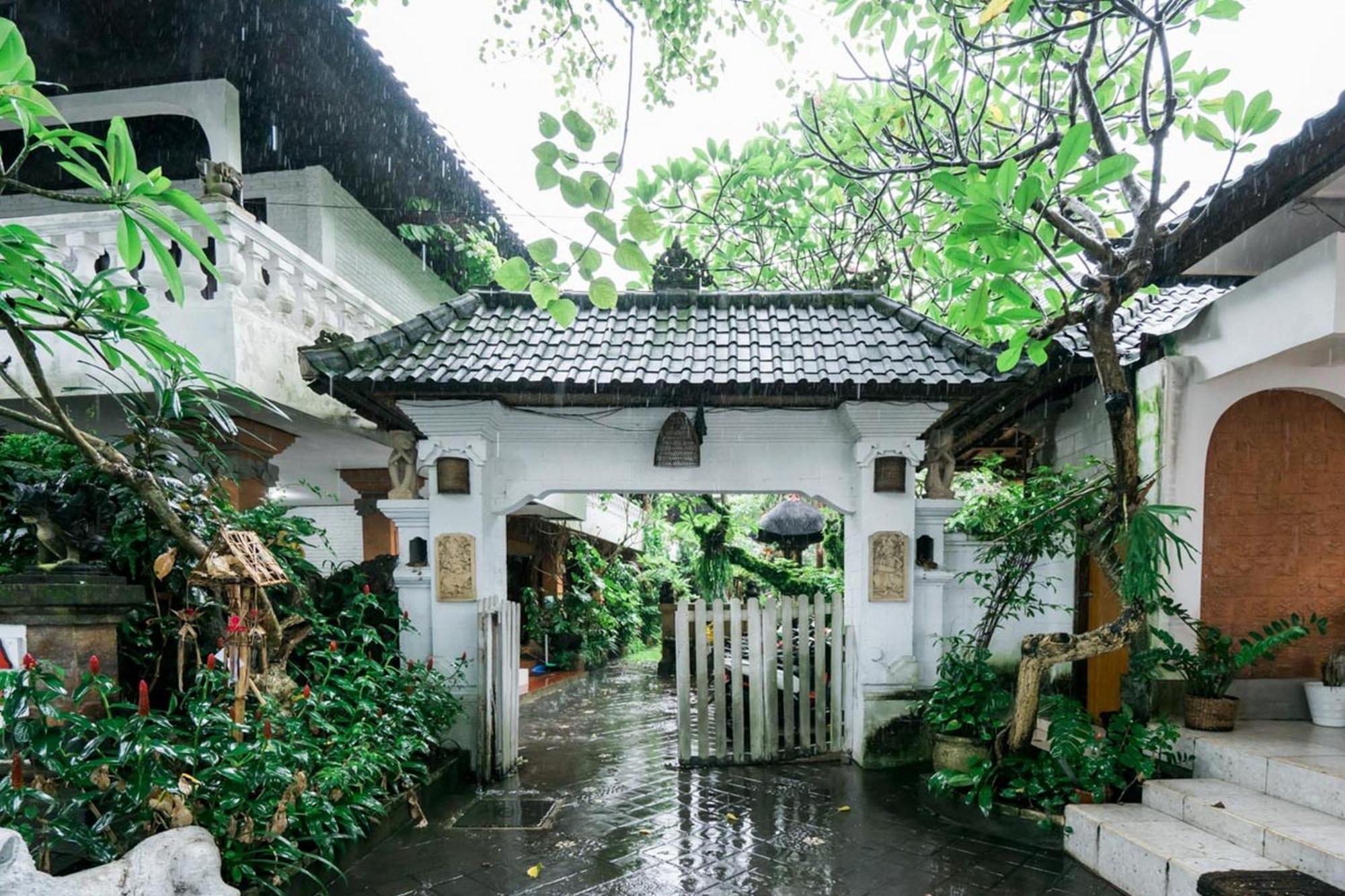 Urbanview Hotel Ananda Beach Sanur Ngoại thất bức ảnh