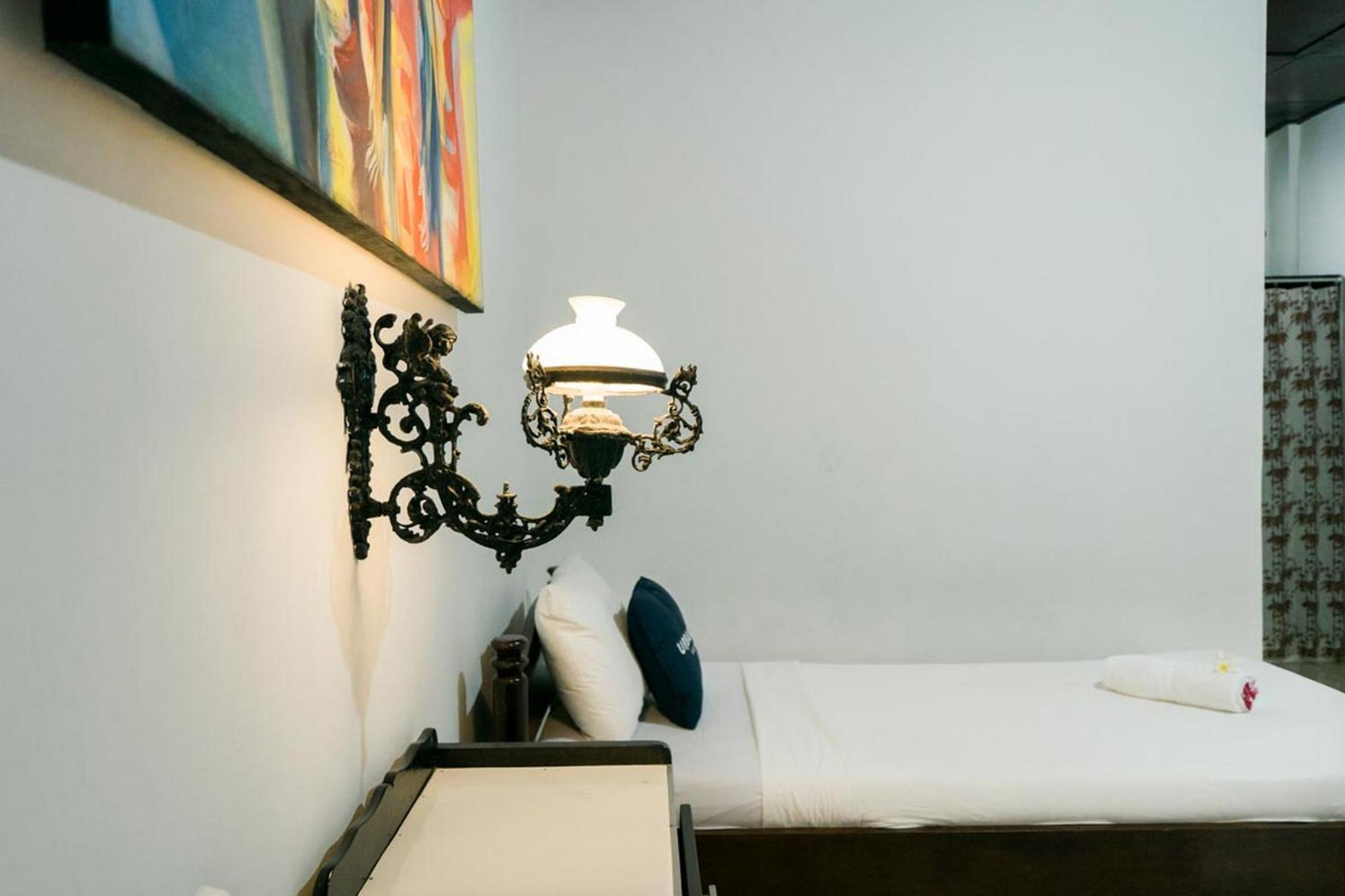 Urbanview Hotel Ananda Beach Sanur Ngoại thất bức ảnh