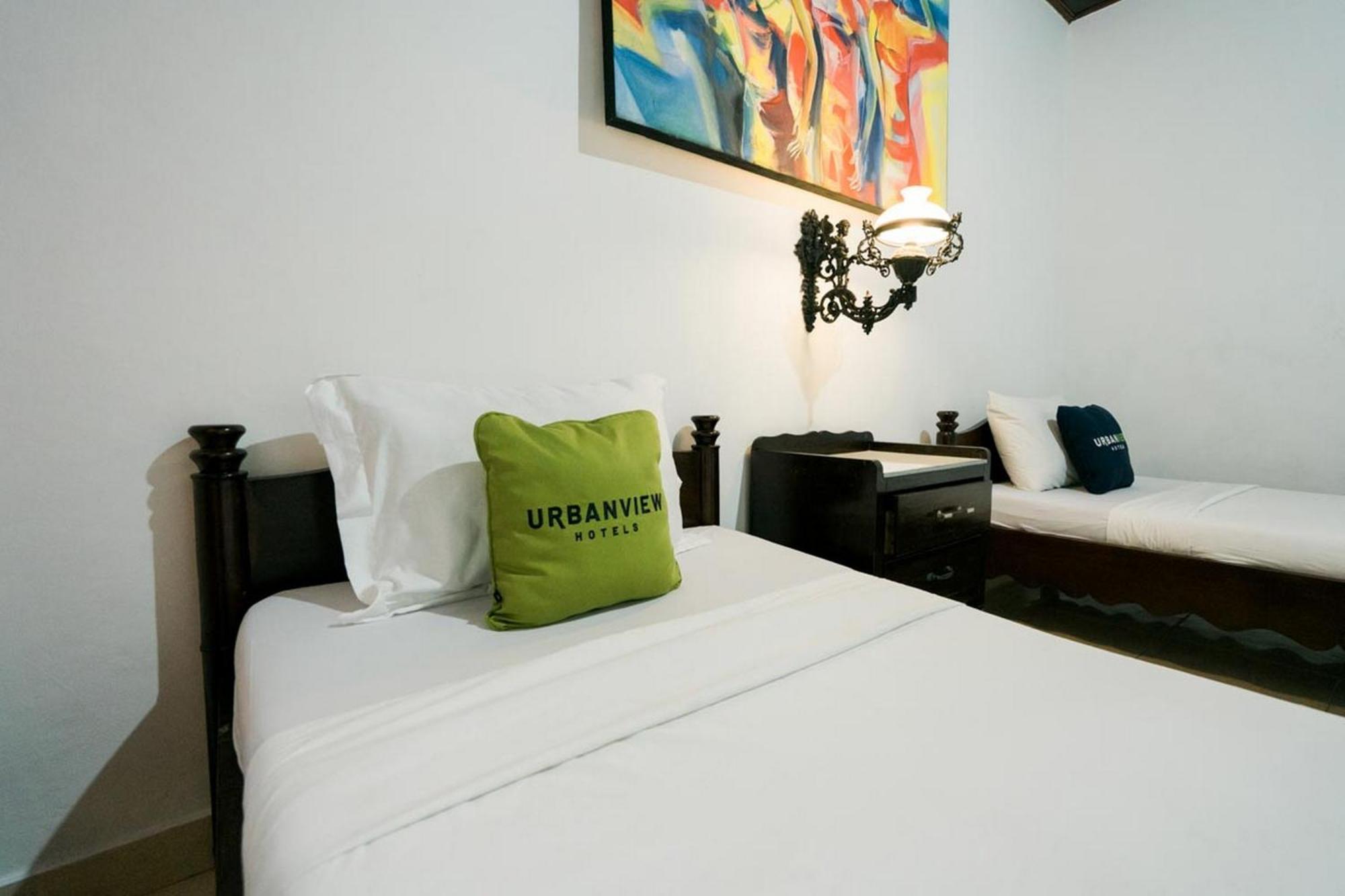 Urbanview Hotel Ananda Beach Sanur Ngoại thất bức ảnh