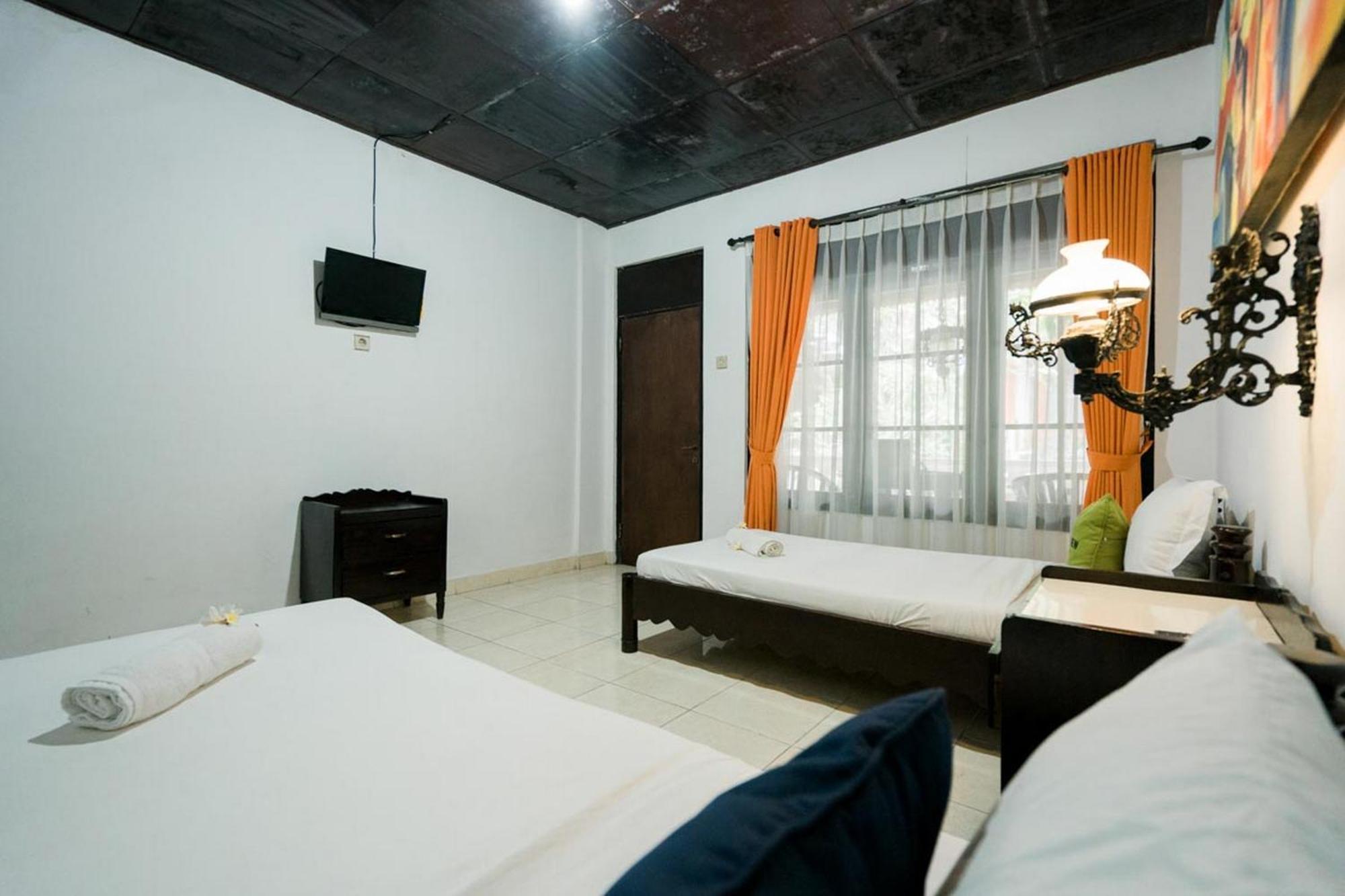 Urbanview Hotel Ananda Beach Sanur Ngoại thất bức ảnh